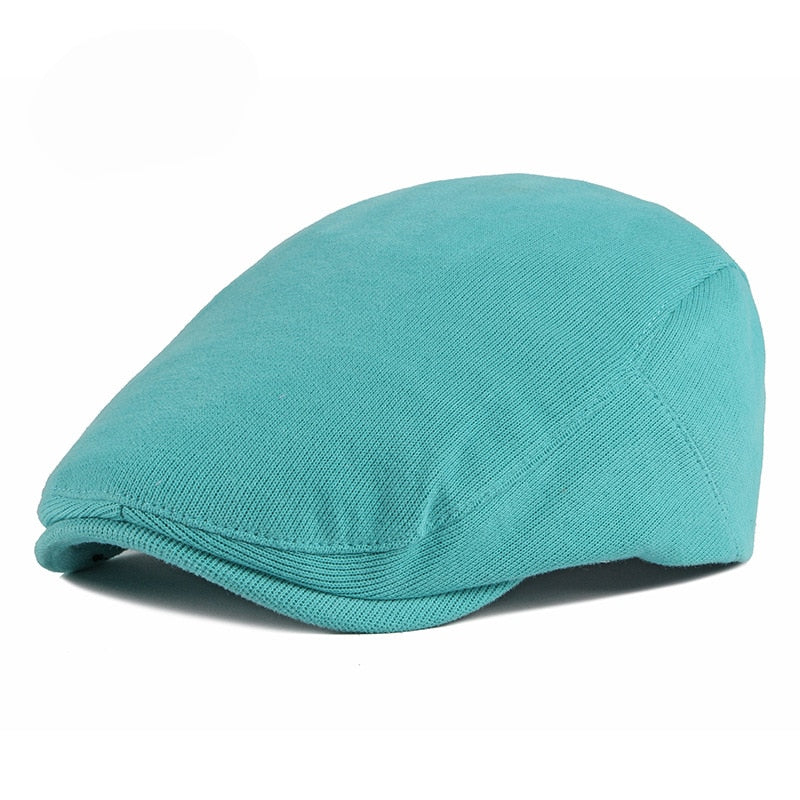 casquette plate bleu ciel